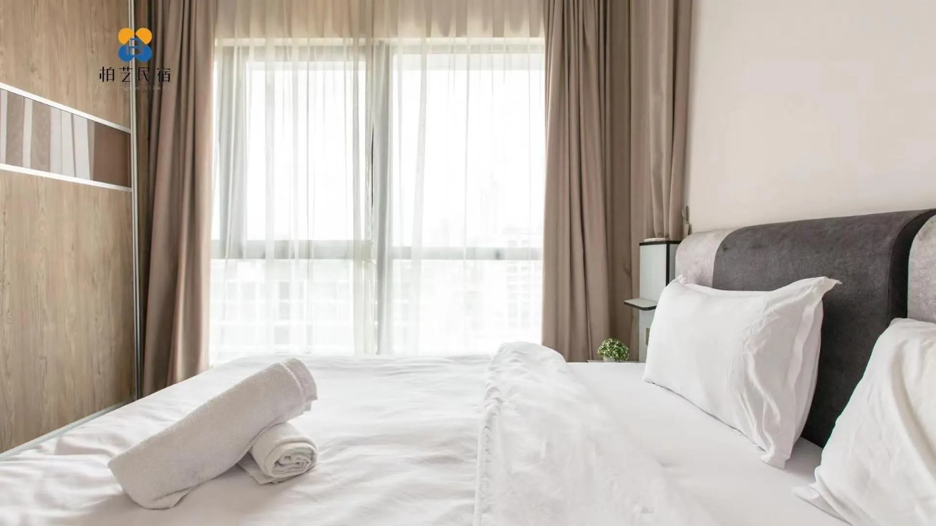 Apartment V Residence 2R2B At Sunway Velocity By Bai Yi # 0813A Kuala Lumpur