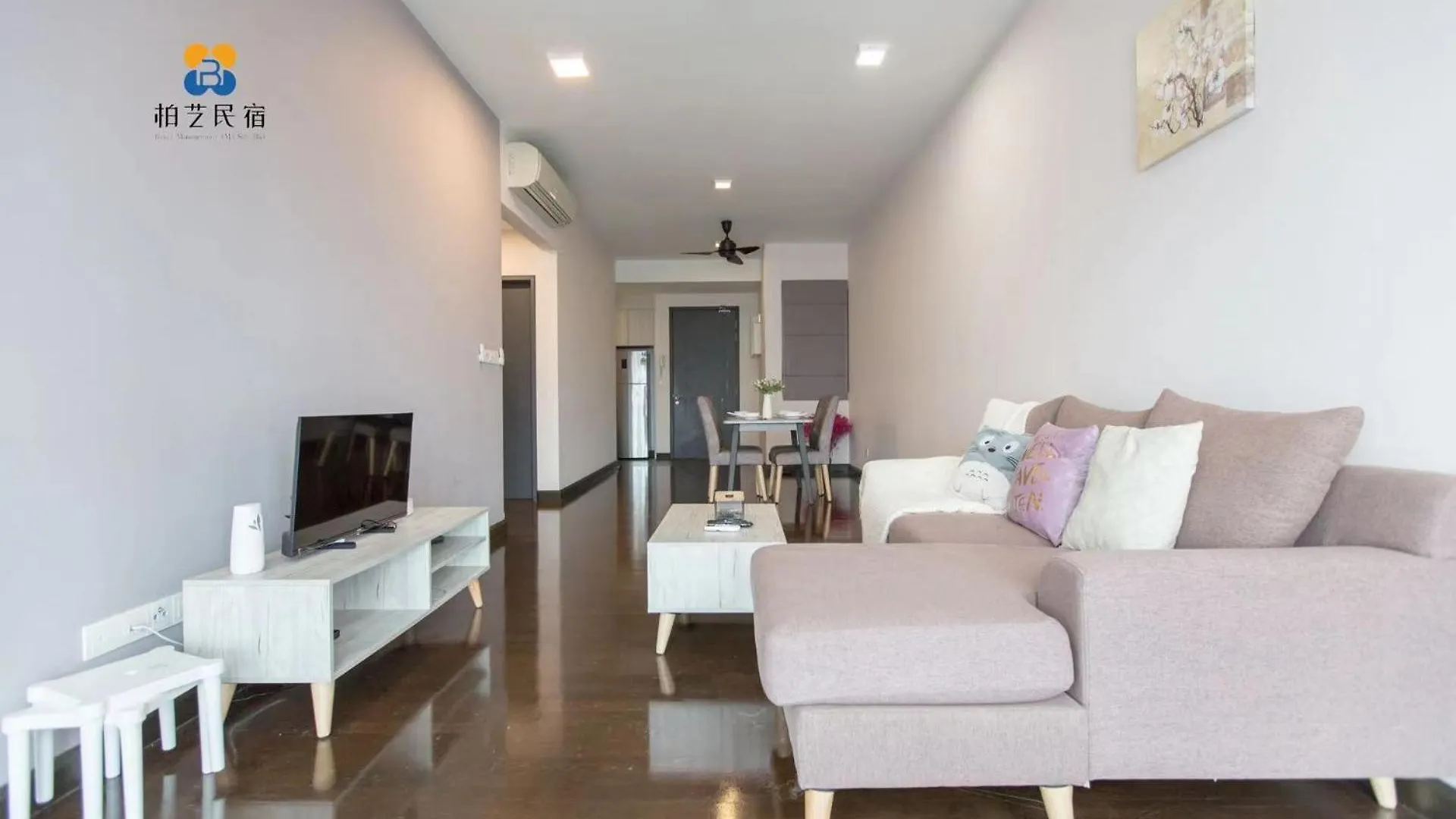 V Residence 2R2B At Sunway Velocity By Bai Yi # 0813A Kuala Lumpur Malaysia