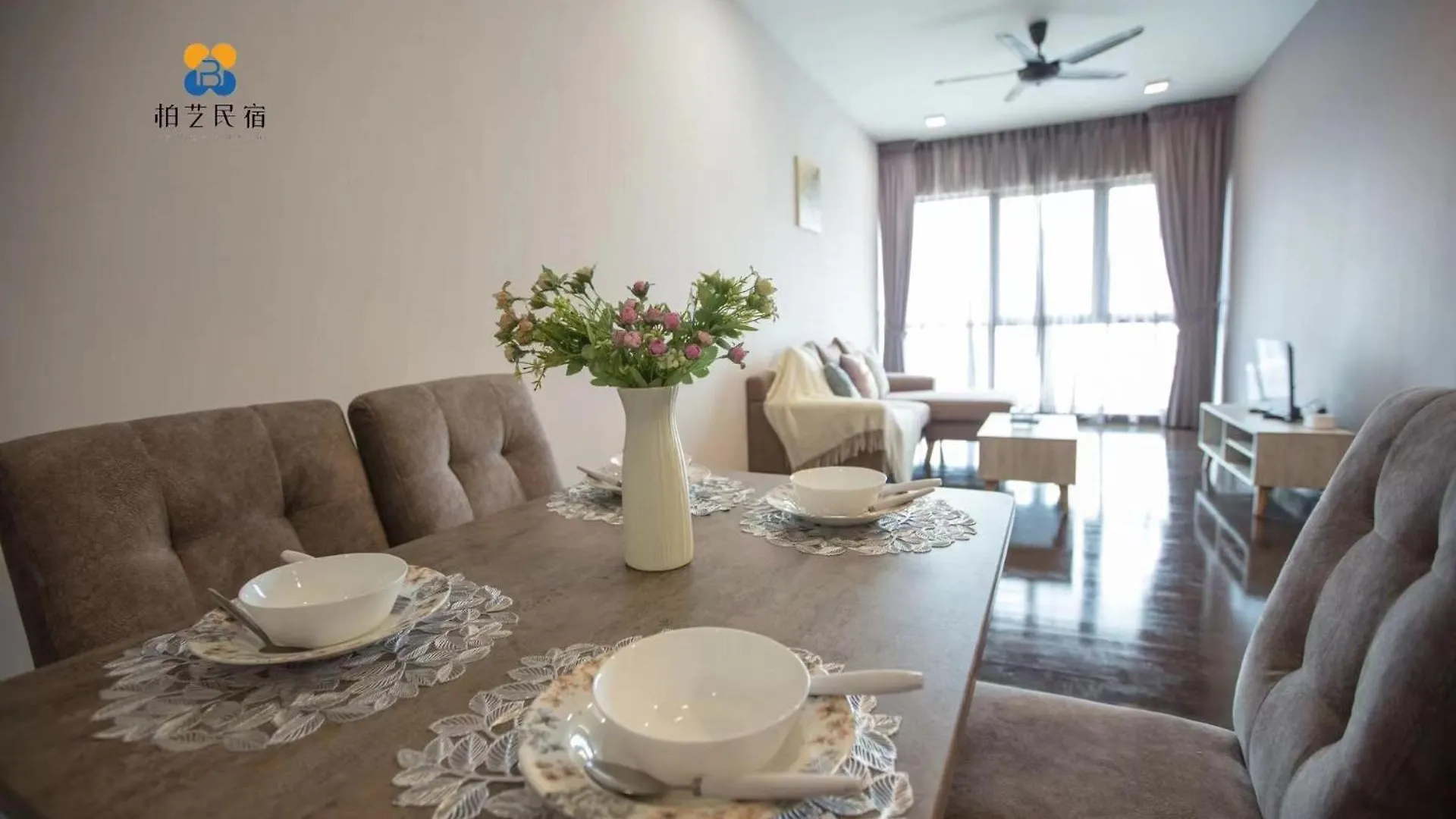 V Residence 2R2B At Sunway Velocity By Bai Yi # 0813A Kuala Lumpur