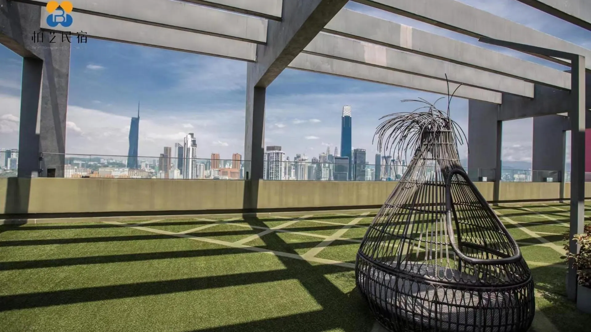 V Residence 2R2B At Sunway Velocity By Bai Yi # 0813A Kuala Lumpur Apartment